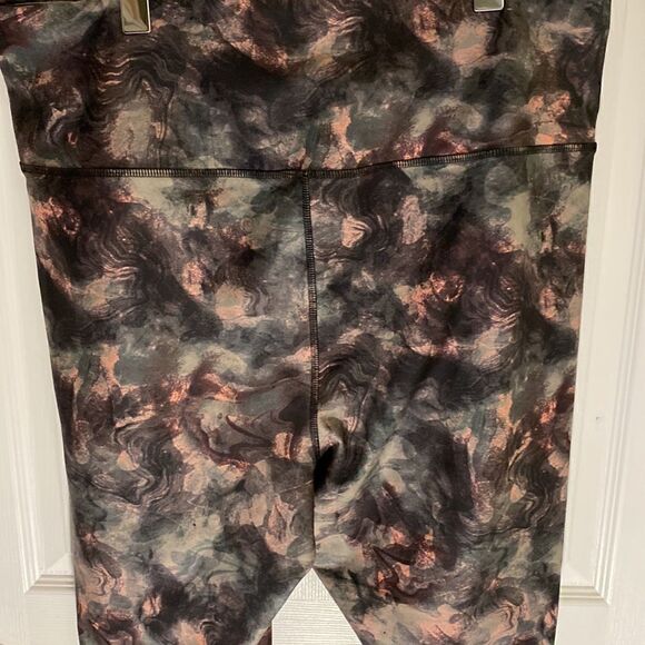 Addition elle plus size 2x camo leggings - Picture 7 of 9